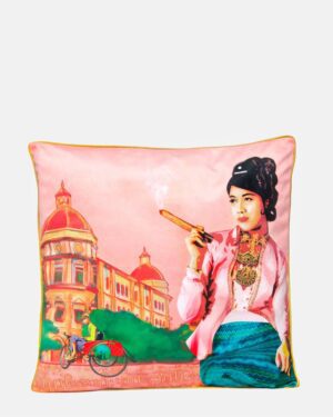 YANGOODS PRINCESS ROSE CUSHION
