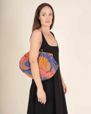 ONE HUNDRED STARS LOCK CLUTCH BAG CRANE COBALT  KISS