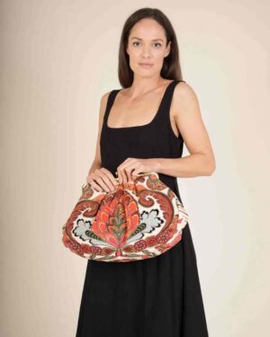 ONE HUNDRED STARS LOCK CLUTCH BAG FIESTA ORANGE