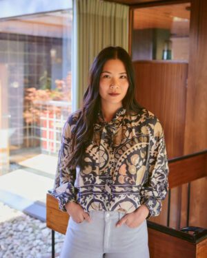 ONE HUNDRED STARS PUSSY BOW BLOUSE SUSANI CHARCOAL