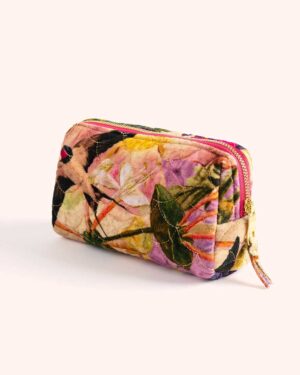 POWDER QUILTED VANITY BAG CREAM POSY