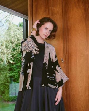 ONE HUNDRED STARS CREPE KIMONO CRANE BLACK