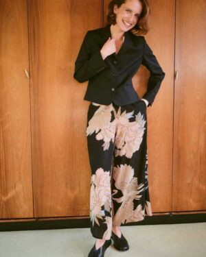 ONE HUNDRED STARS PALAZZO CREPE PANTS CRANE BLACK