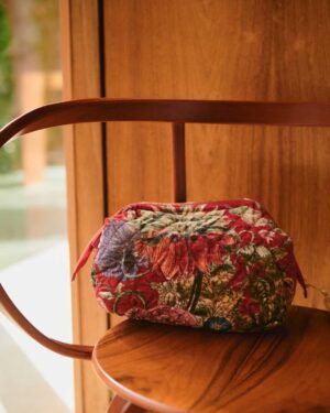 ONE HUNDRED STARS VELVET POUCH PRIMULA BERRY